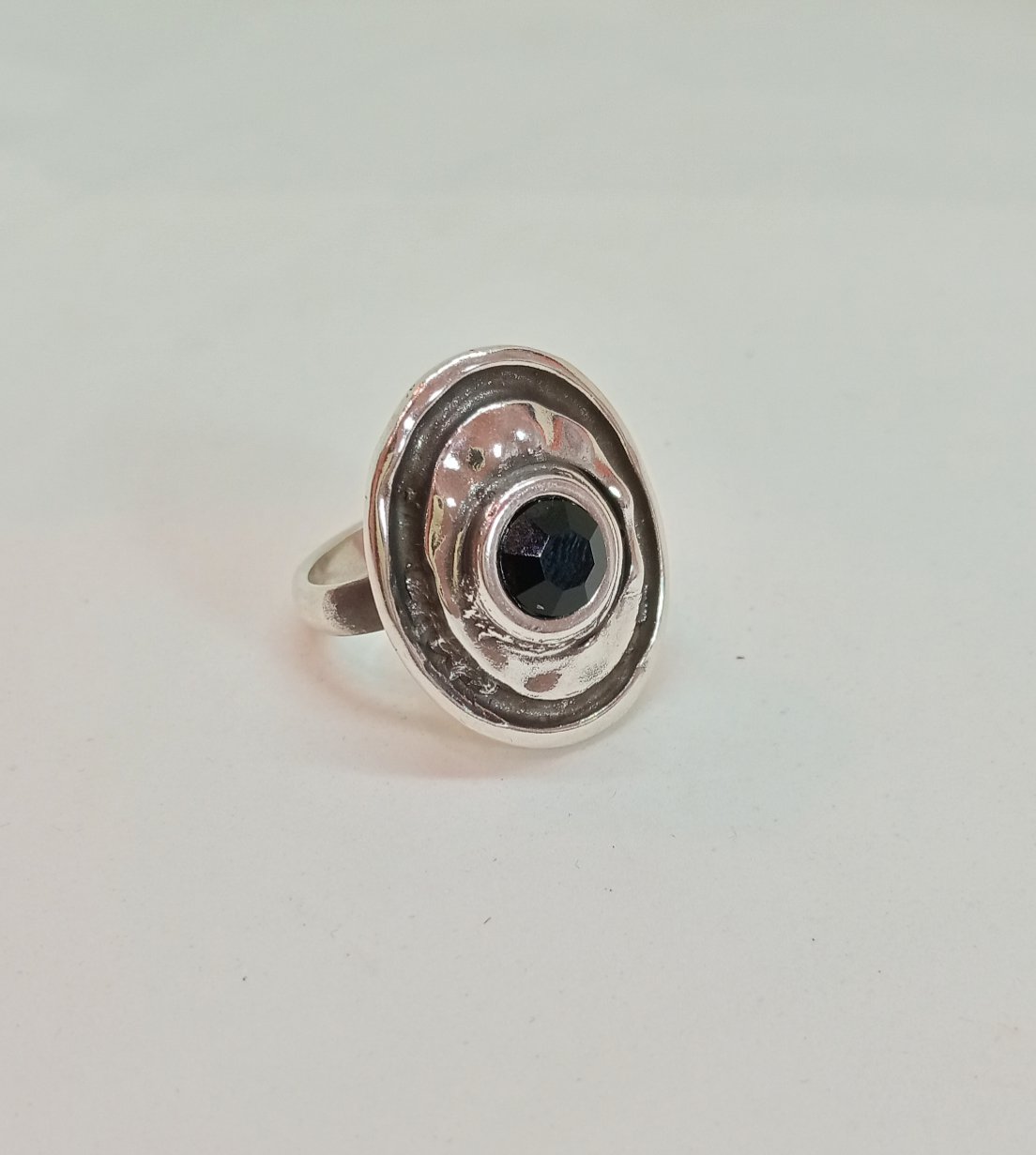 Aura - Imagen 4